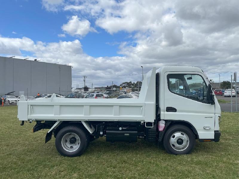 2024 Fuso Canter 615 White