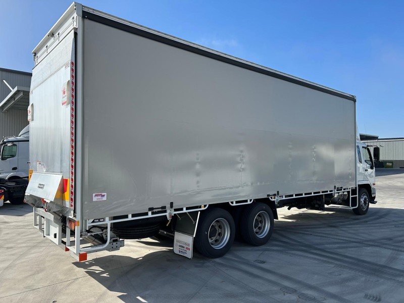 2024 Fuso Fighter 2427 14 Pallet Curtainsider 