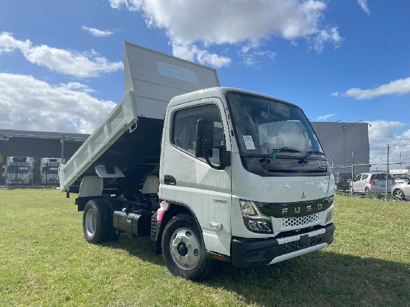 2024 Fuso Canter 615 White