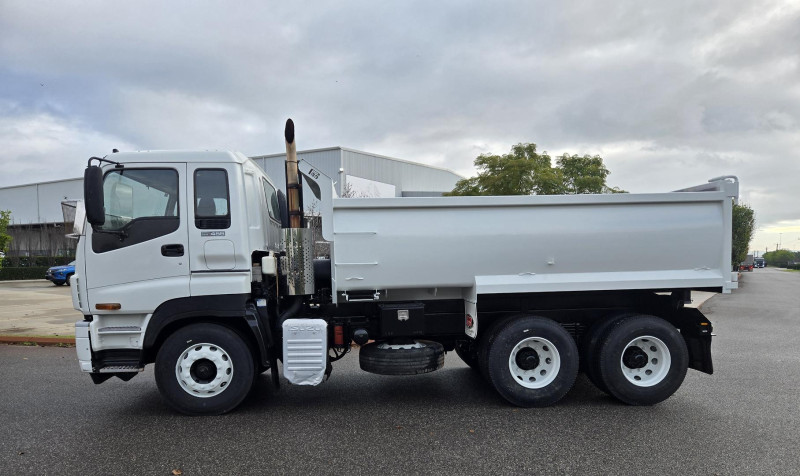 2013 Isuzu Giga CXZ 455 TIPPER 
