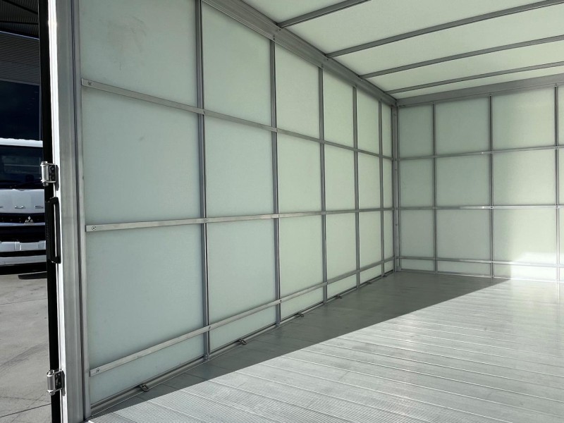 2025 Fuso Canter 515 PANTECH AND LOADER 