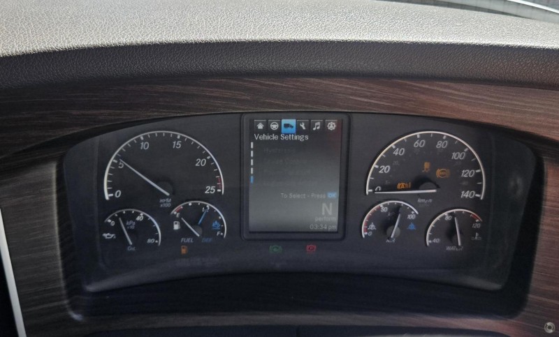 2021 Freightliner Cascadia 126 
