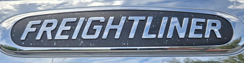 2021 Freightliner Cascadia 126 