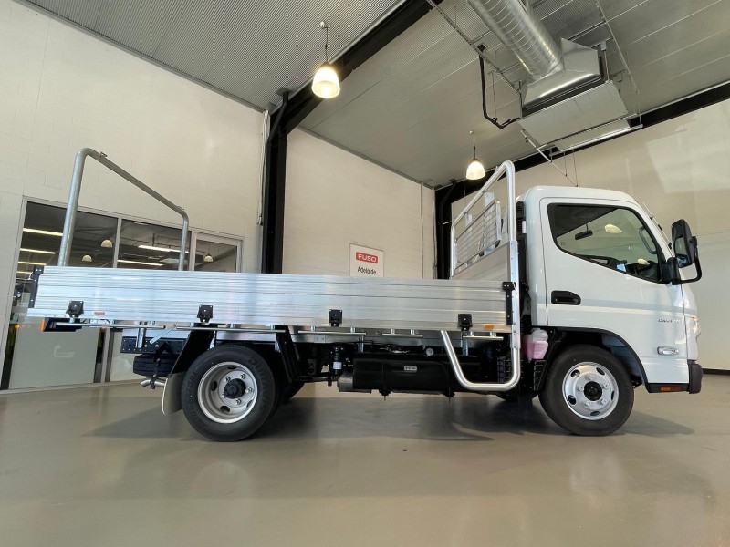 2024 Fuso Canter 515 Alloy Tray AMT City Cab Demo 