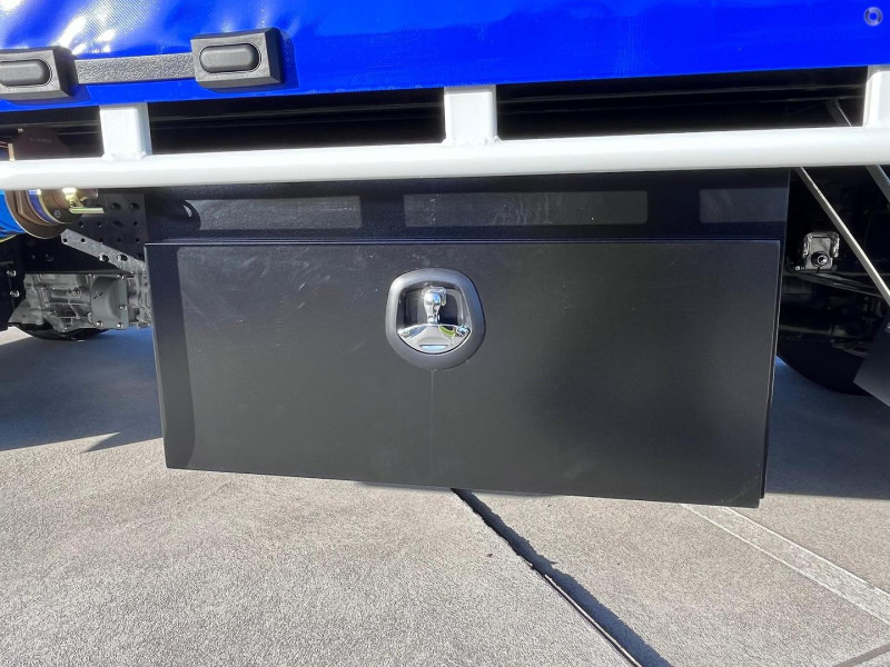 2026 Fuso Canter 815 6 PALLET CURTAINSIDE BODY 