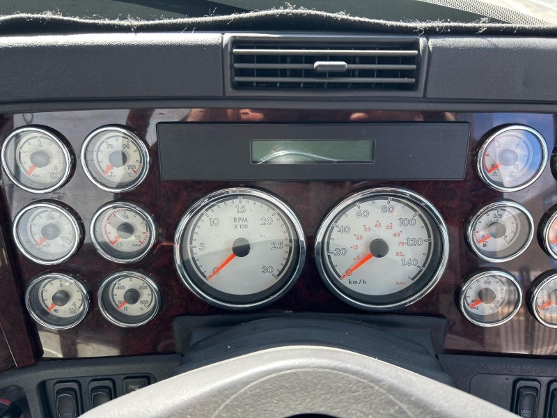 2019 Freightliner Coronado 114 