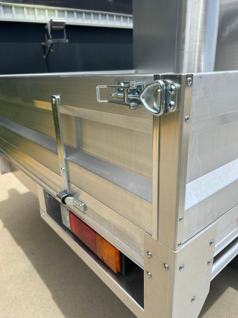 2025 Fuso Canter 515 Narrow Canter 515 Narrow Cab Alloy Tray Dropsides inc Tool Boxes Service Tool Boxes on Tray 