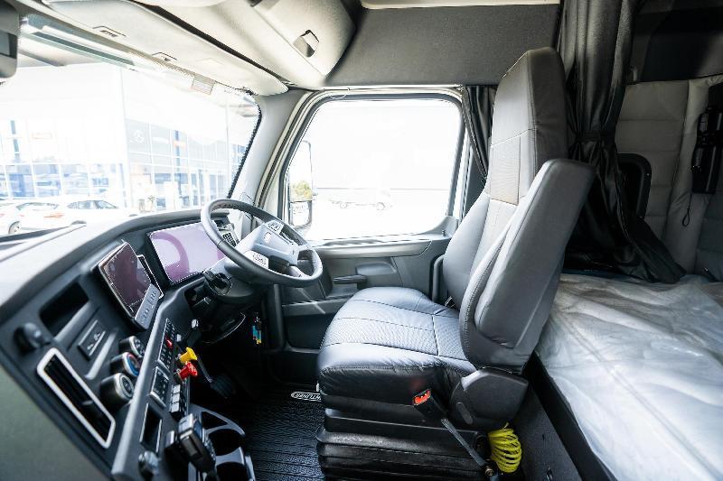 2024 Freightliner Cascadia 116 EURO 6 EMISSION STANDARD 