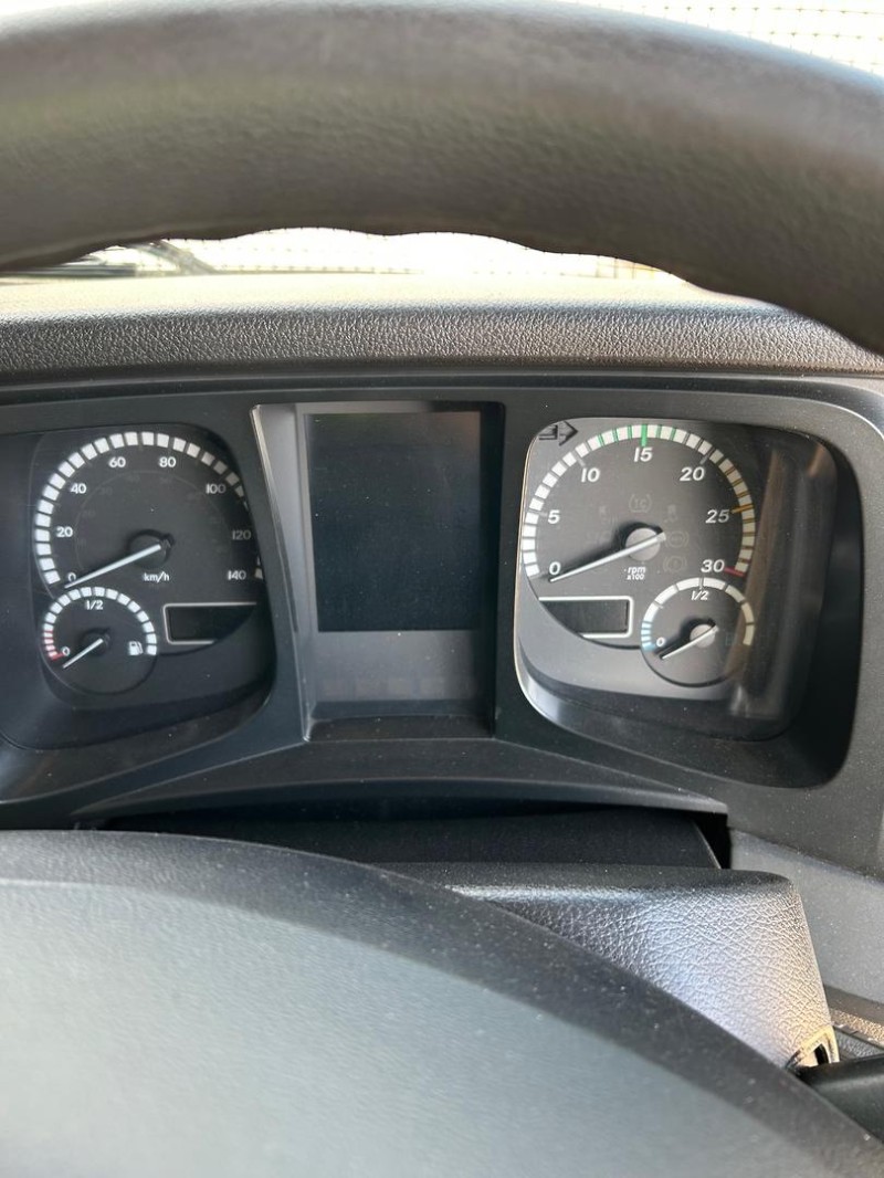 2018 Mercedes-Benz Actros 2535 M-cab 14 Pallet Rigid fiberglass body with tail lift 