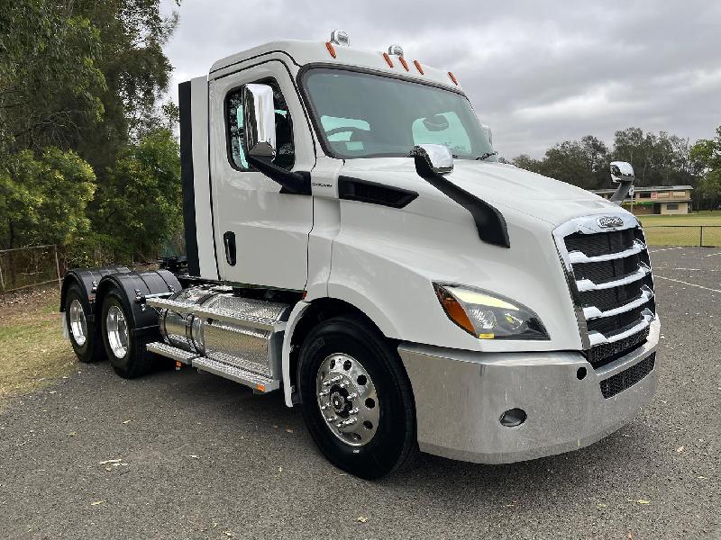 2023 Freightliner Cascadia 116 Need a truck asap we have one ready to go 