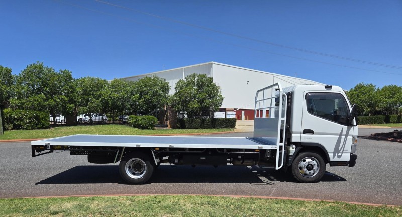 2021 Fuso Canter 918 TRAY TOP 