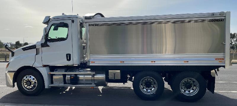 2024 Freightliner Cascadia 126 Tipper 