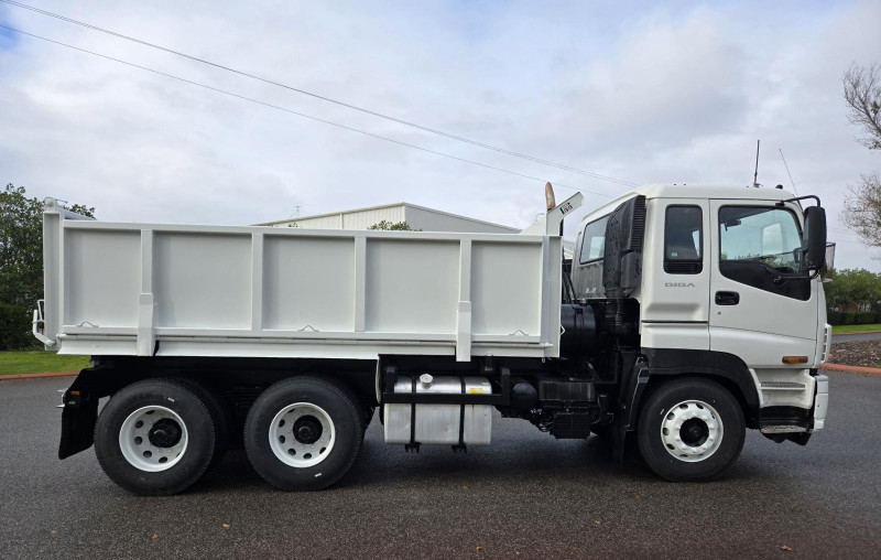 2013 Isuzu Giga CXZ 455 TIPPER 