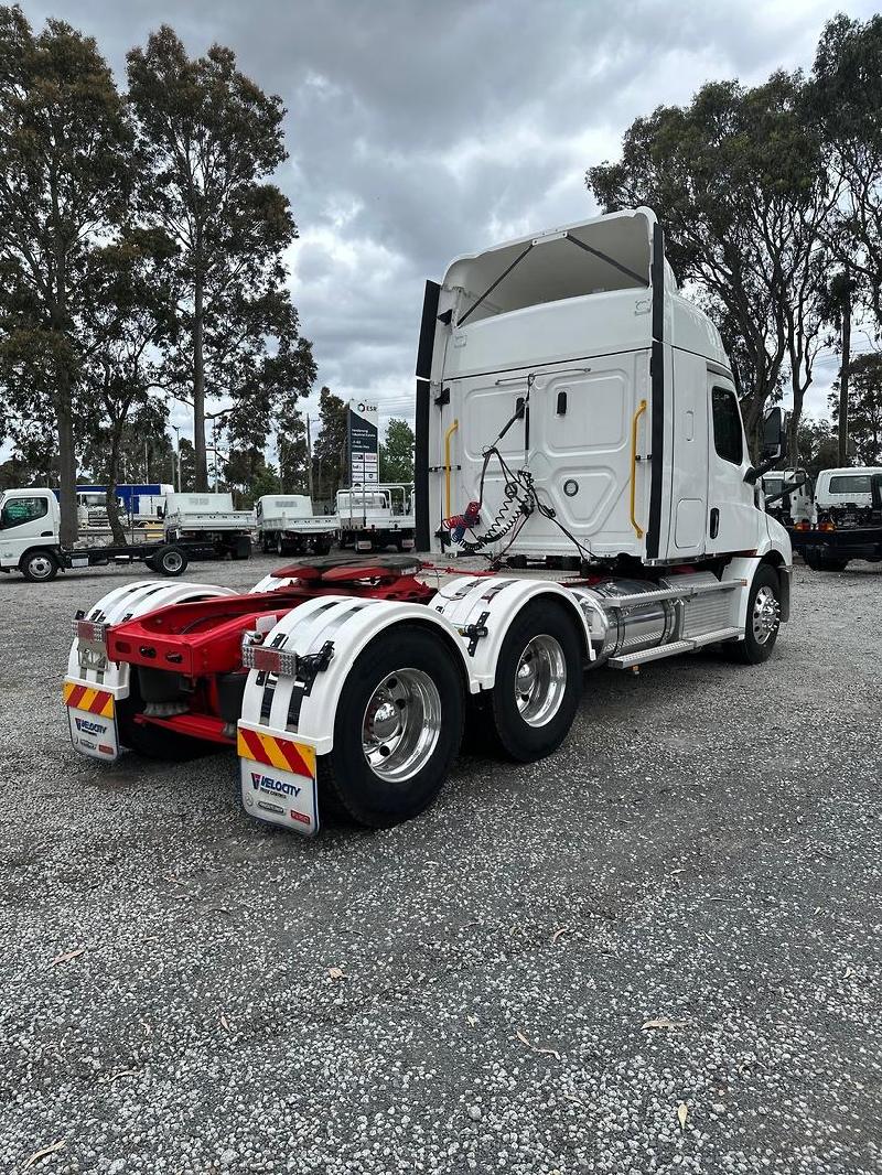 2023 Freightliner Cascadia 116 Freightliner Cascadia 116 