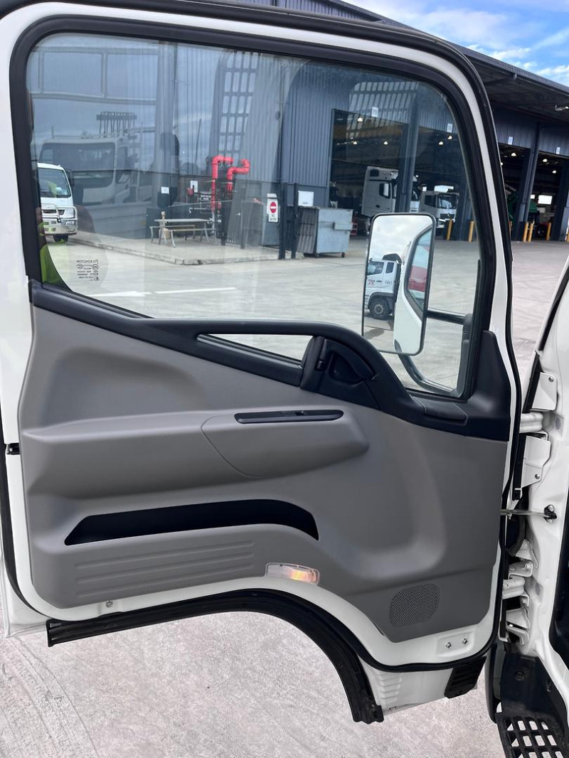 2026 Fuso Canter 515 FUSO READY BUILT ALLOY TRAY 