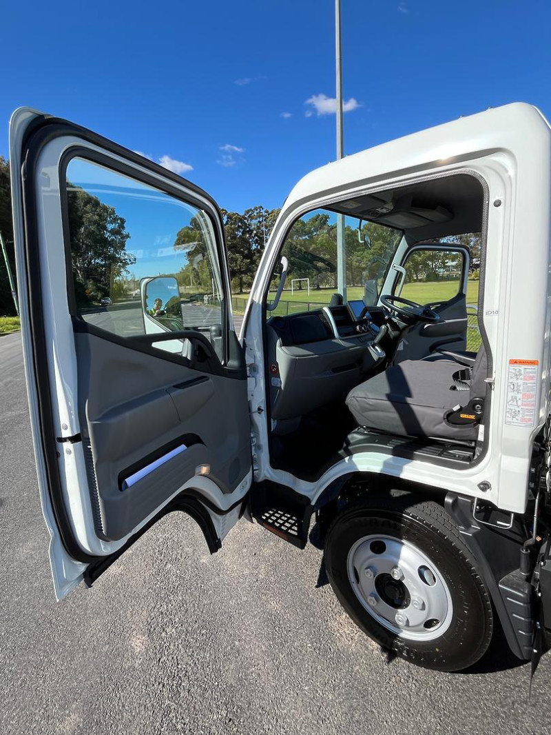 2026 Fuso Canter 515 Alloy Tray Ideal for Tight spots or Replace the Work Ute 