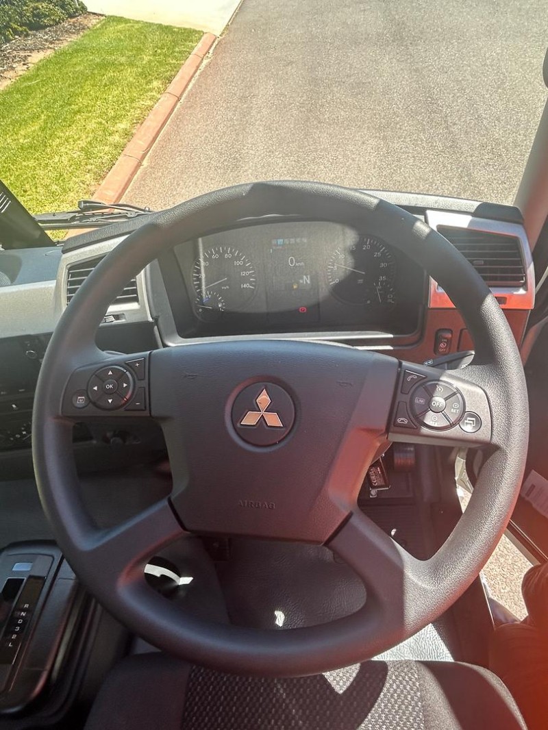 2025 Fuso Fighter 1124 Auto Traytop 