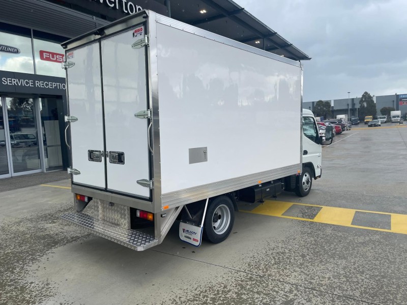 2025 Fuso Canter 515 Fridge 