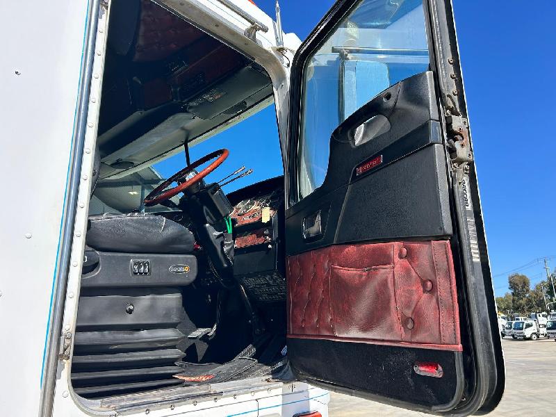 2011 Kenworth K200 Series K200 