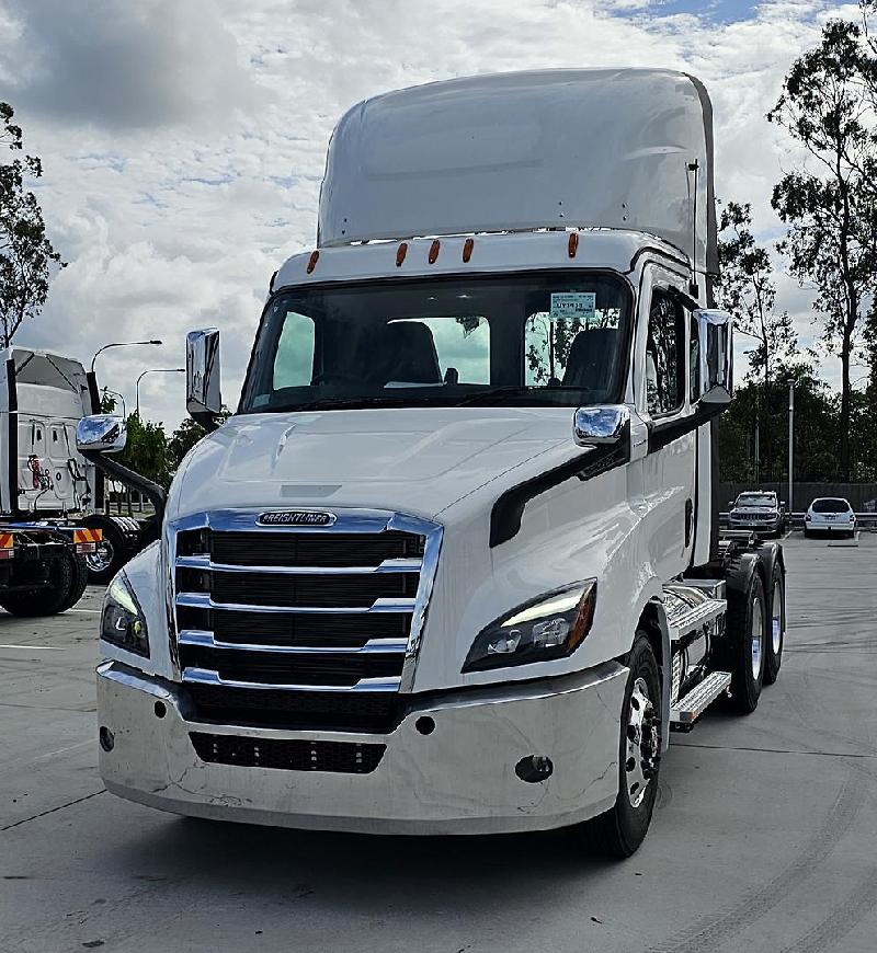 2023 Freightliner Cascadia 116 
