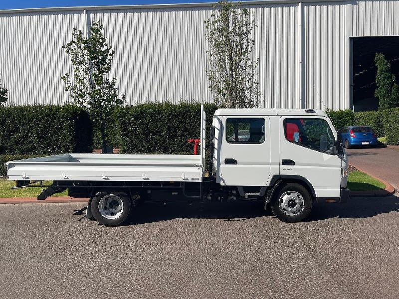 2023 Fuso Canter 815 