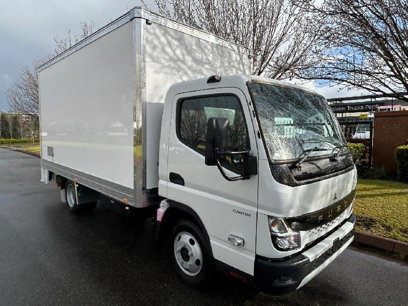 2025 Fuso 515 CANTER Pantech
