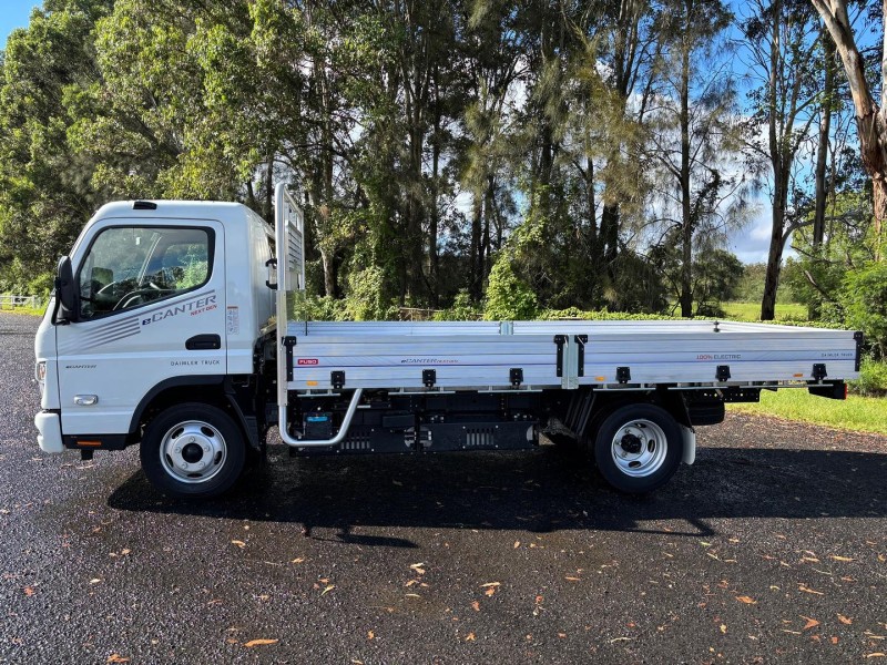 2024 Fuso eCanter e615 Car or Light Truck Licence rating available 