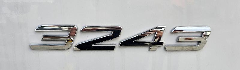 2023 Mercedes-Benz Arocs 3243 