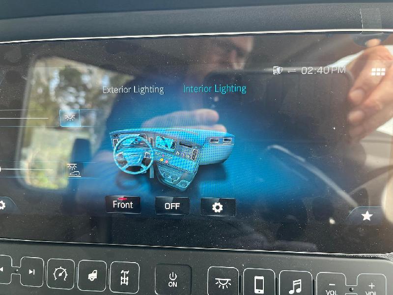 2024 Freightliner Cascadia 116 