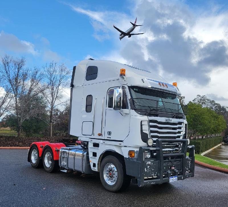 2017 Freightliner Argosy 110 FREIGHTLINER 