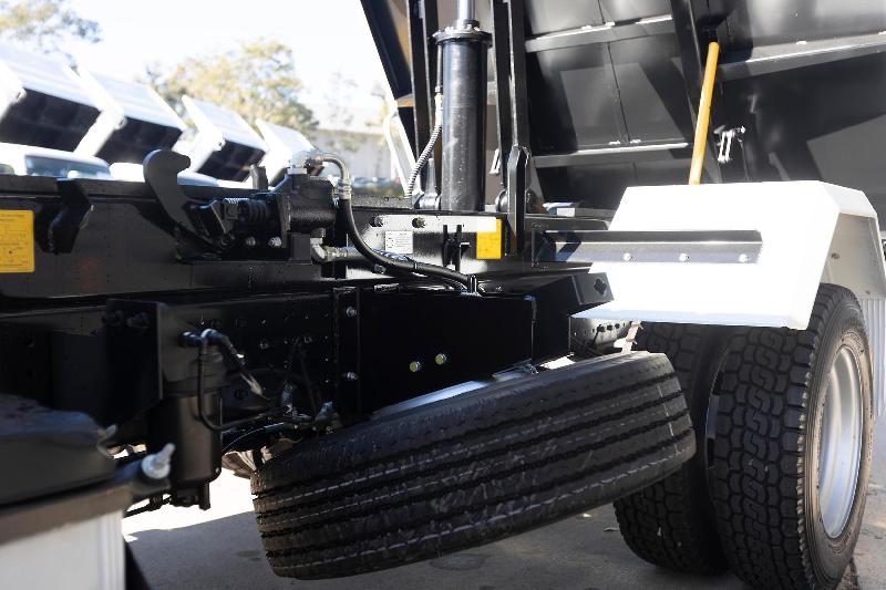 2024 Fuso Canter 815 