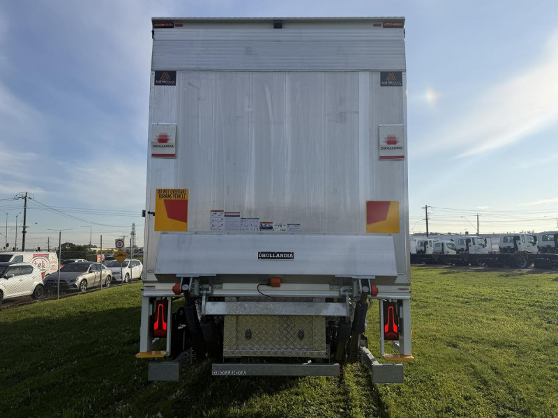 2026 Fuso Shogun FU84 360 14 Pallet Curtainsider 