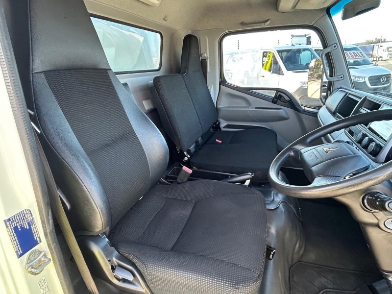 2021 Fuso Canter 515 Box Truck AUTO 