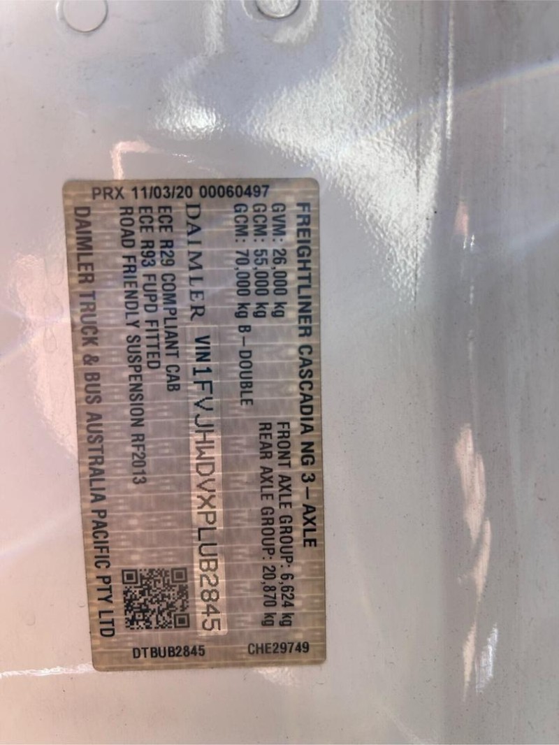 2022 Freightliner Cascadia 116 Day Cab 