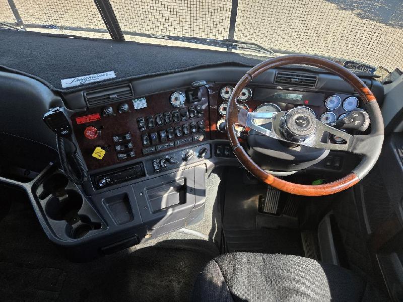 2017 Freightliner Argosy 110 