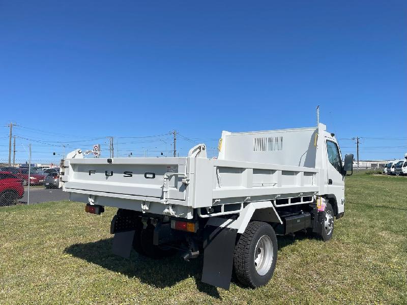 2025 Fuso Canter 815 Tipper 