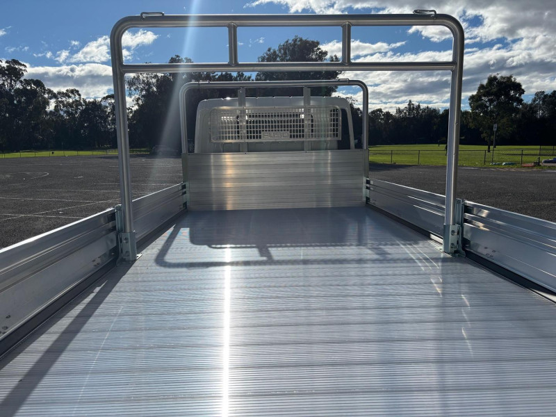 2026 Fuso Canter 515 Alloy Tray Available on a Car Licence 