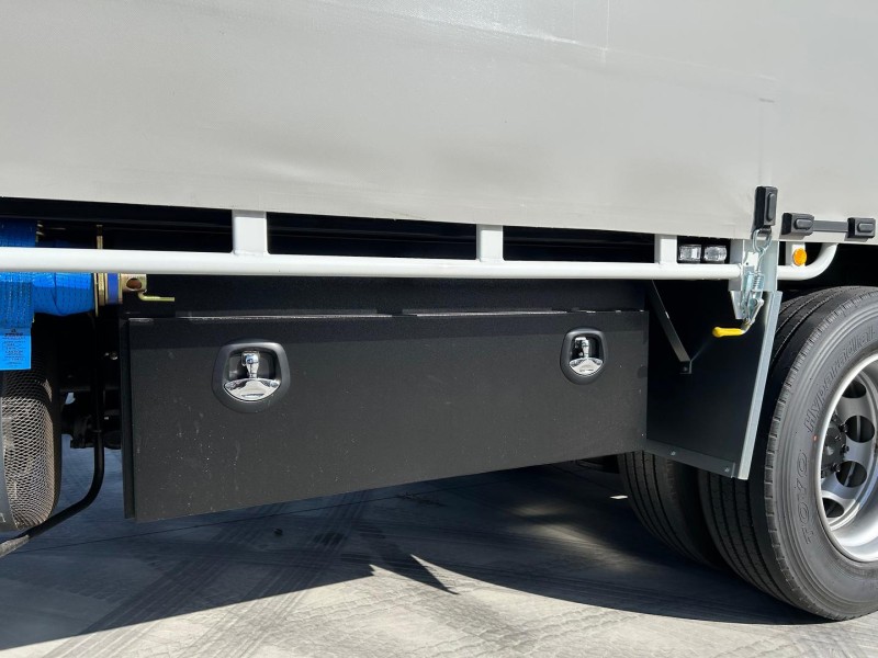 2024 Fuso Fighter 2427 14 Pallet Curtainsider 