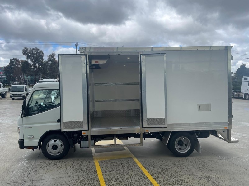 2025 Fuso Canter 515 Fridge 