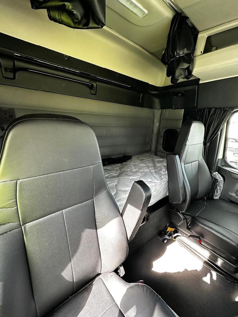 2023 Freightliner Cascadia 116 Freightliner Cascadia 116 