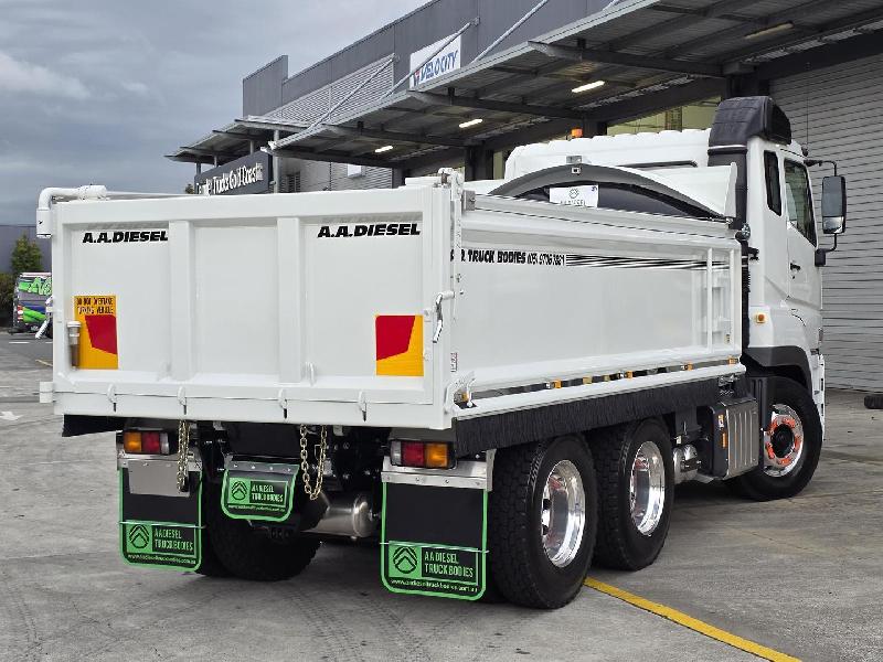 2024 Fuso Shogun FV74 460 