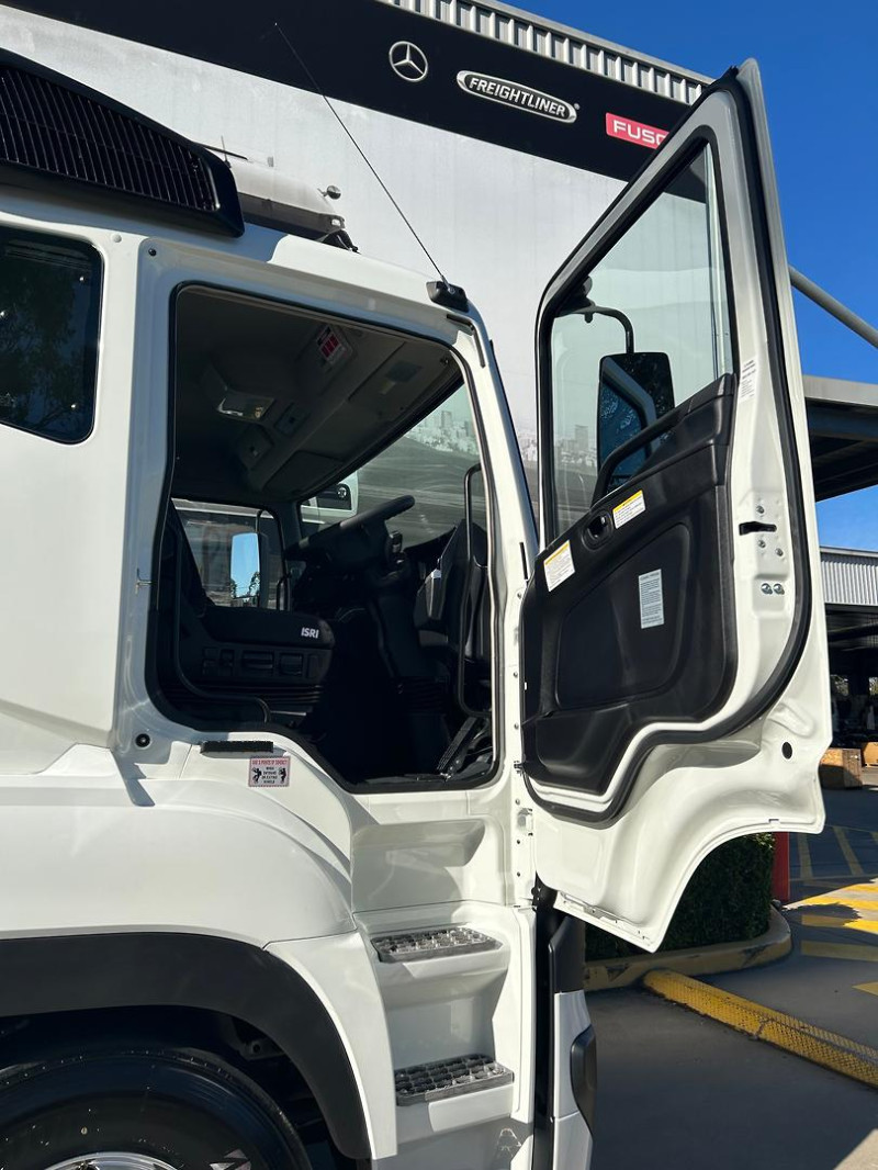 Velocity Truck Centers Australia