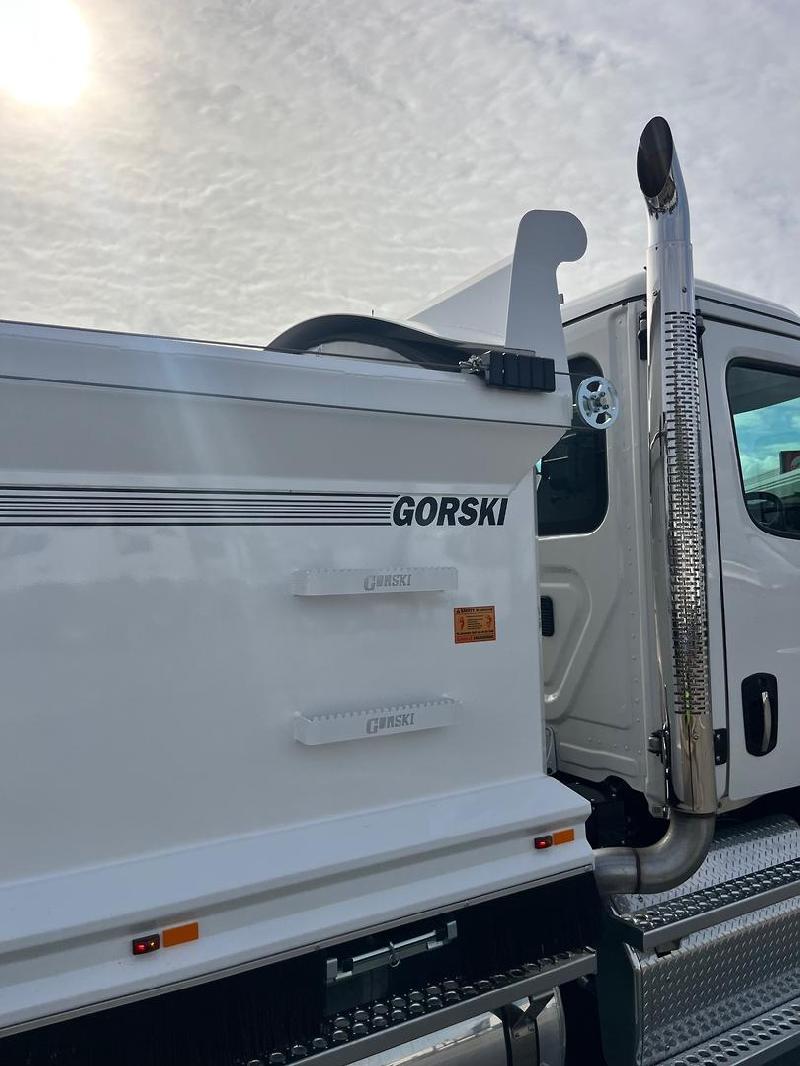 2024 Freightliner Cascadia 116 Tipper 