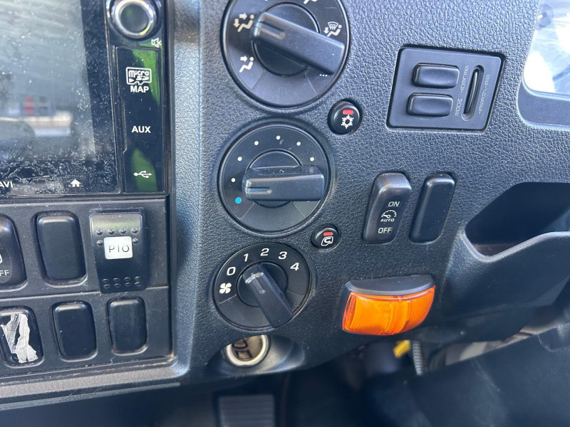2020 Fuso Fighter 1627 TIPPER with Split tipper tub 