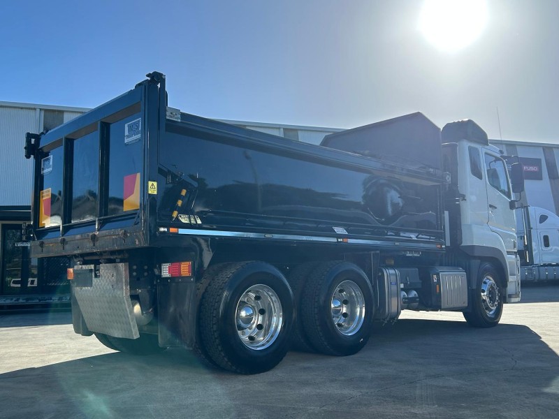 2022 Fuso Shogun FV74 460 