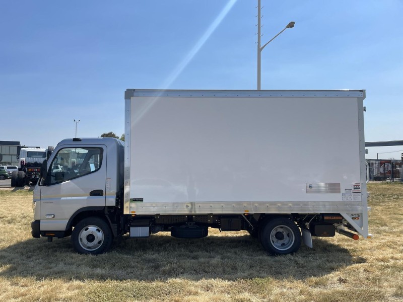 2025 Fuso Canter 515 Factory Metallic Silver 