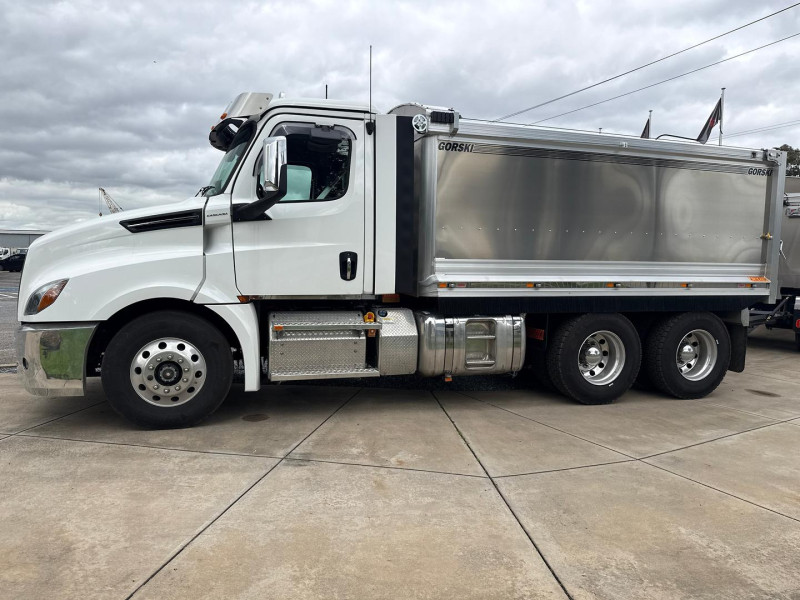 Velocity Truck Centers Australia
