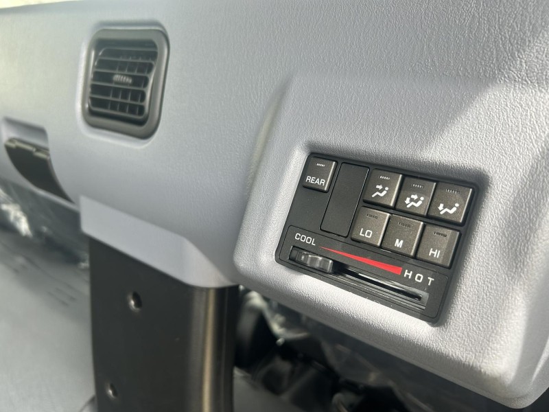 2025 Fuso Canter 815 