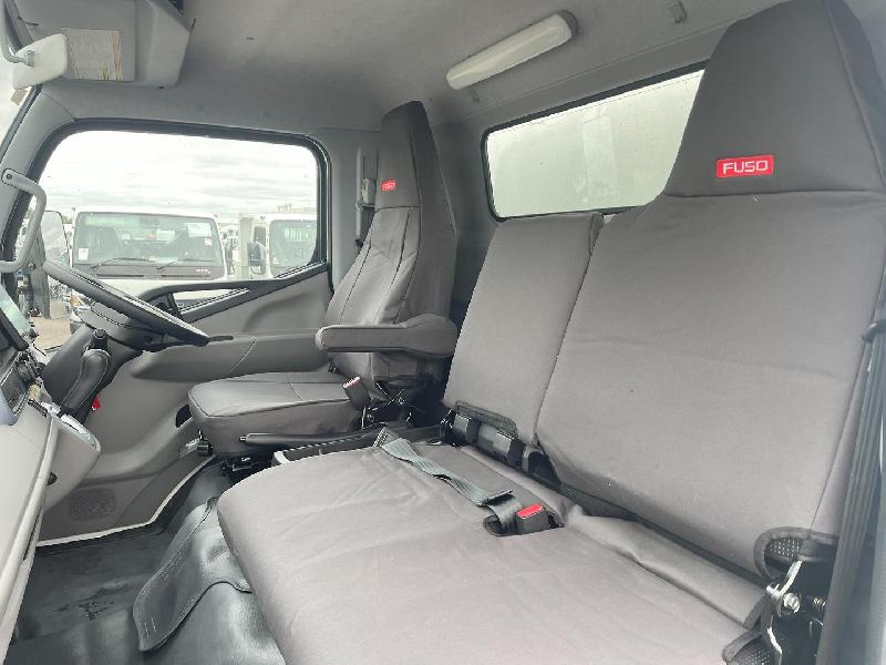 2025 Fuso Canter 815 