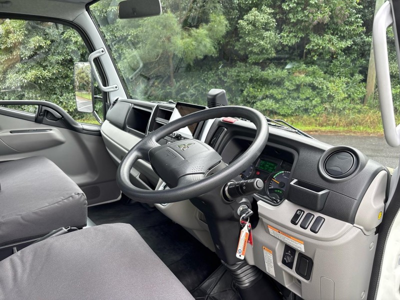 2026 Fuso Canter 515 